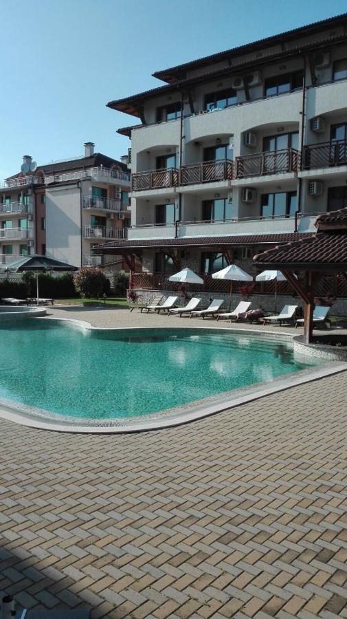 Gabi Apartment Primorsko Luaran gambar